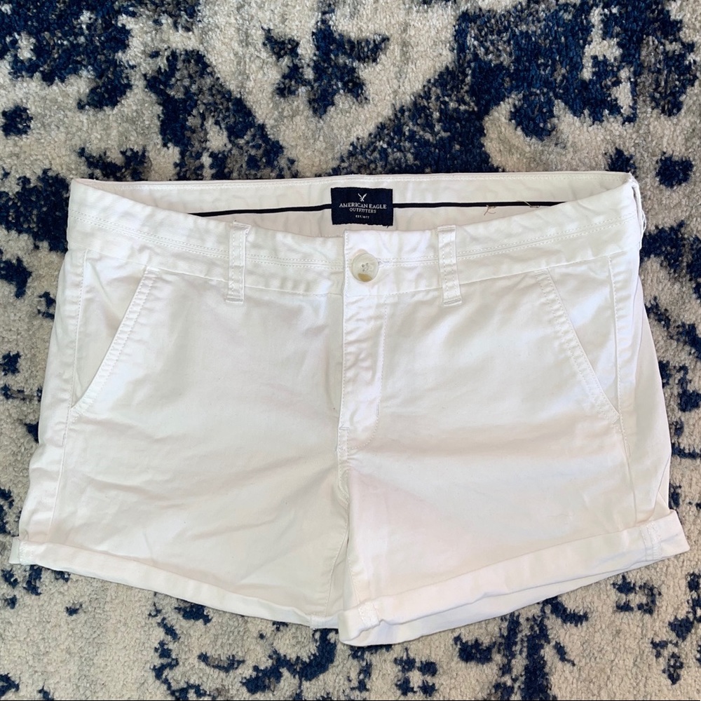 White American eagle shorts